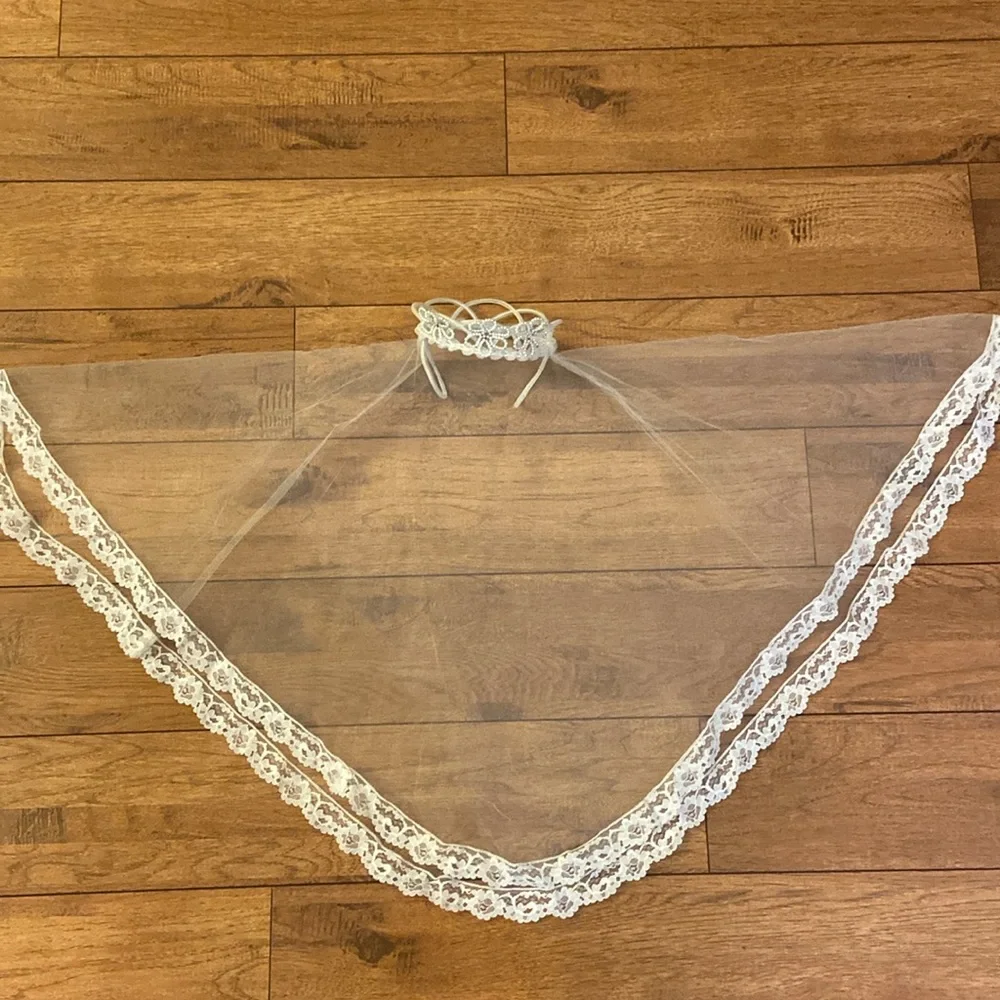 Vintage Girl’s First Communion Veil